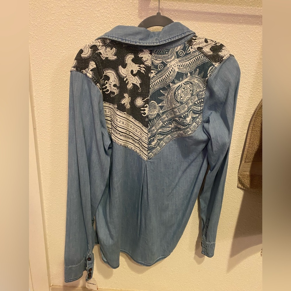 Never worn free people button up shirt.